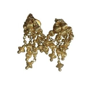 Francesca Visconti Signed Vintage Gold Tone Beaded Chandelier Clip On Earrings